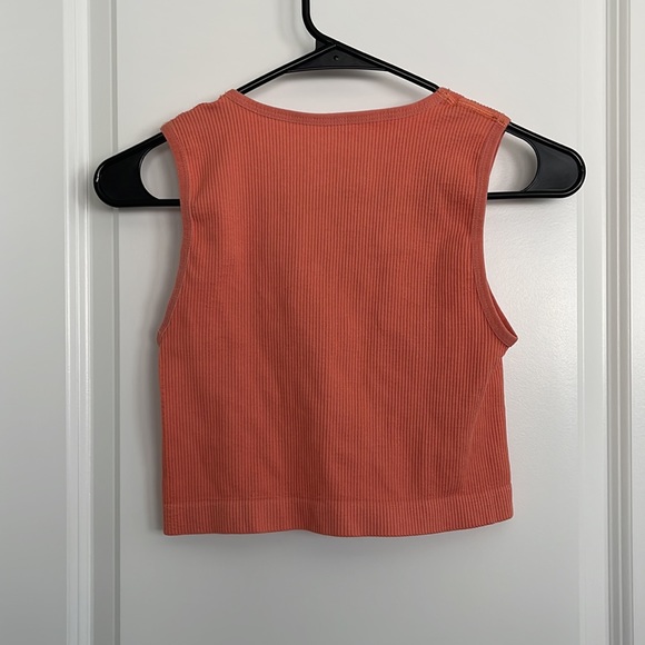 Crop Top - Picture 2 of 3